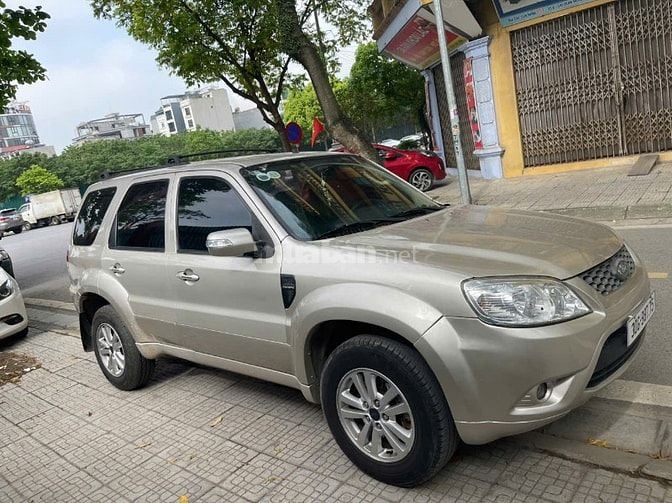 Cần bán gấp EScape đời 2013 giá đẹp