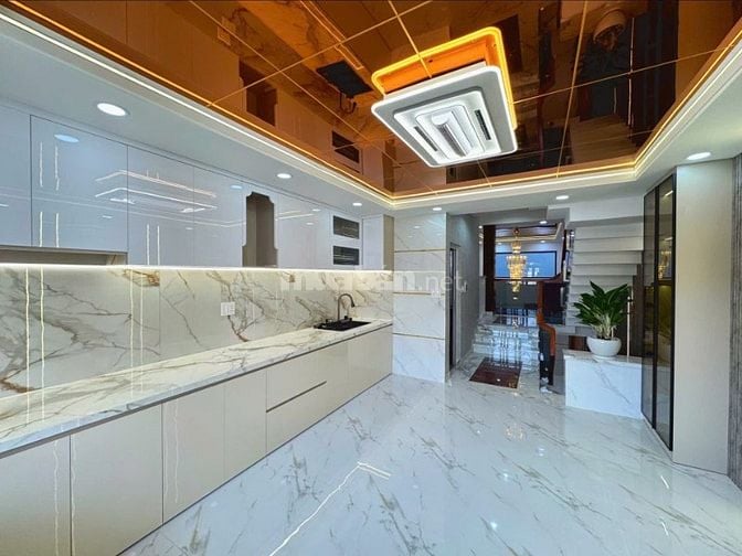 NHÀ BÌNH TÂN (4M x 16M) NGAY LÊ VĂN QUỚI. ĐƯỜNG NHỰA XE HƠI 10M THÔNG!