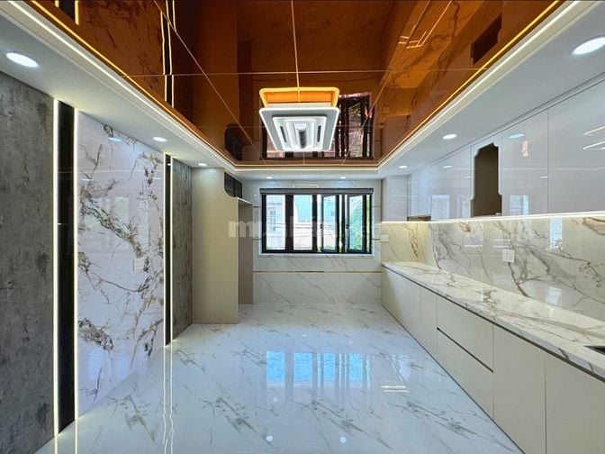 NHÀ BÌNH TÂN (4M x 16M) NGAY LÊ VĂN QUỚI. ĐƯỜNG NHỰA XE HƠI 10M THÔNG!