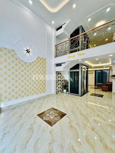 Đi nước ngoài định cư bán gấp nhà ở đường Âu Cơ, phường Phú Trung, quậ