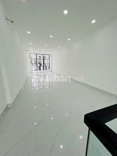 CHO THUÊ NHÀ MẶT TIỀN PHAN ĐÌNH PHÙNG - PHÚ NHUẬN