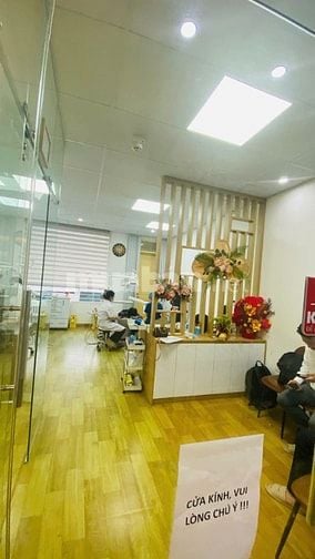 Bán nhà mặt phố Hoàng Ngân Q Cầu Giấy, 70m2, 4 tầng, MT 5,5m giá 22 tỷ