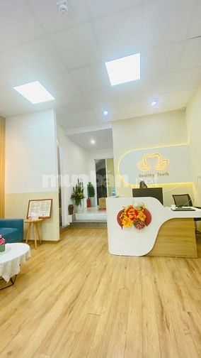 Bán nhà mặt phố Hoàng Ngân Q Cầu Giấy, 70m2, 4 tầng, MT 5,5m giá 22 tỷ