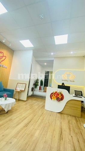 Bán nhà mặt phố Hoàng Ngân Q Cầu Giấy, 70m2, 4 tầng, MT 5,5m giá 22 tỷ