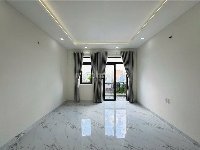 NHÀ BÌNH TÂN (4M x 16M) NGAY LÊ VĂN QUỚI. ĐƯỜNG NHỰA XE HƠI 10M THÔNG!