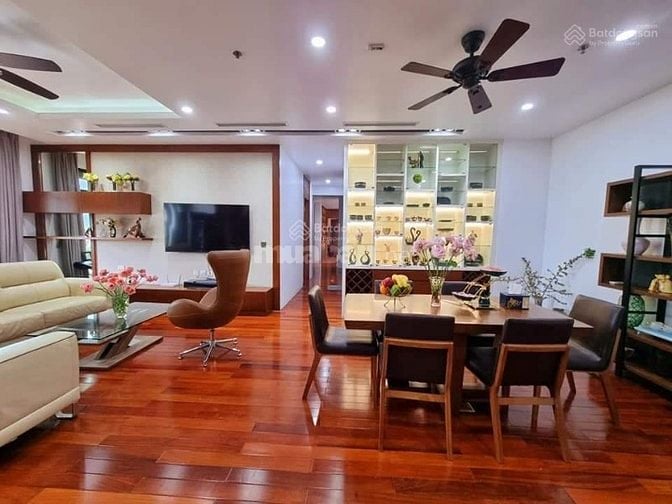 cho thuê nhà nguyên căn Nguyễn Ngọc Nại DT40x5T giá12tr/t cách phố 15m