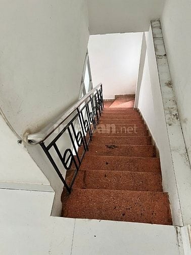 Cho thuê nhà Góc 2MT Phan Xích Long Phường 2, QPhú Nhuận.