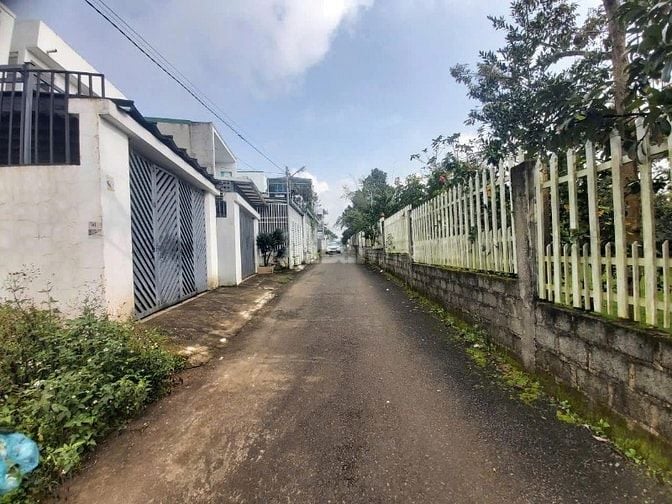 Bán đất hẻm 402 Phan Đình Phùng, Bảo Lộc, 100m2 giá 1,4 tỷ