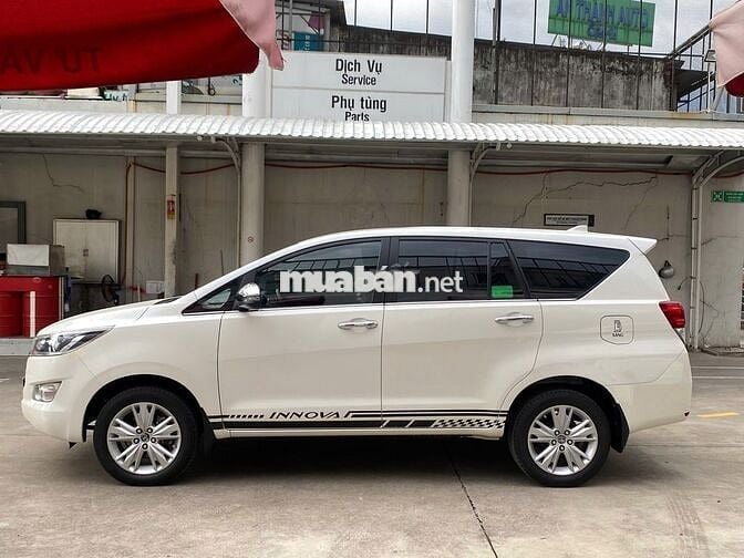 Innova V cao cấp 2018 chạy 108.000 còn giảm giá