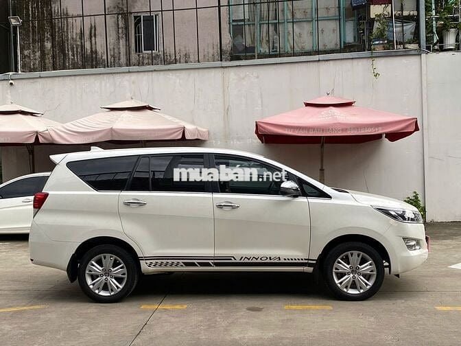 Innova V cao cấp 2018 chạy 108.000 còn giảm giá