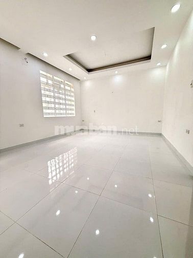 GẤP BÁN HẠ 1TỶ1- BÌNH THẠNH- HẺM 10M- 120m2 (7.5x16)- 4 TẦNG- 18.x TỶ