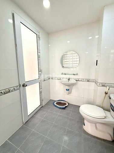 GẤP BÁN HẠ 1TỶ1- BÌNH THẠNH- HẺM 10M- 120m2 (7.5x16)- 4 TẦNG- 18.x TỶ