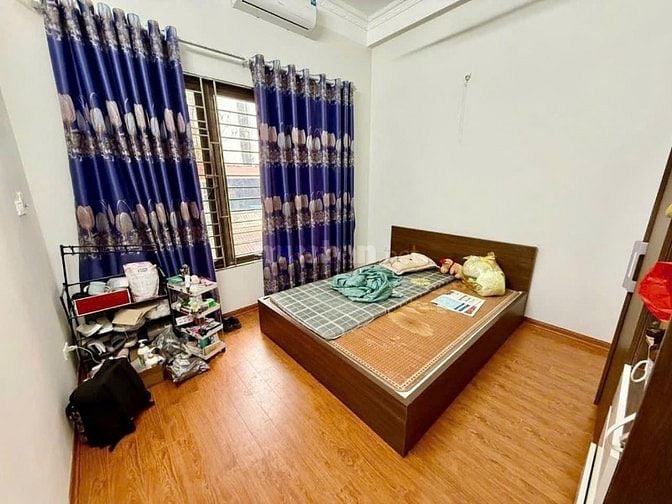 Bán nhà Đào Tấn, ngõ rộng thông, gần phố, nhà đẹp ở ngay, 45m2, 4 tầng