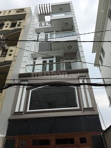 CHDV  Ngay chợ Cây Quéo, 50m2, 5 Tầng, 6P Full nội thất, Giá 6.8 tỷ TL