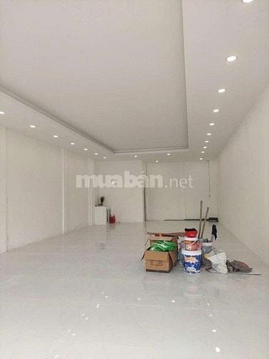 Cho thuê nhà 2 mặt tiền Hồ Văn Huê, P.9, Q.Phú Nhuận, giá 23tr