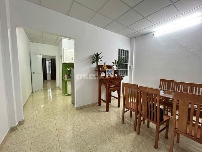 CC III Bùi Minh Trực, P5, Q8, 44,3m2 SỔ SẴN CC LIỀN . HHMG 20TR