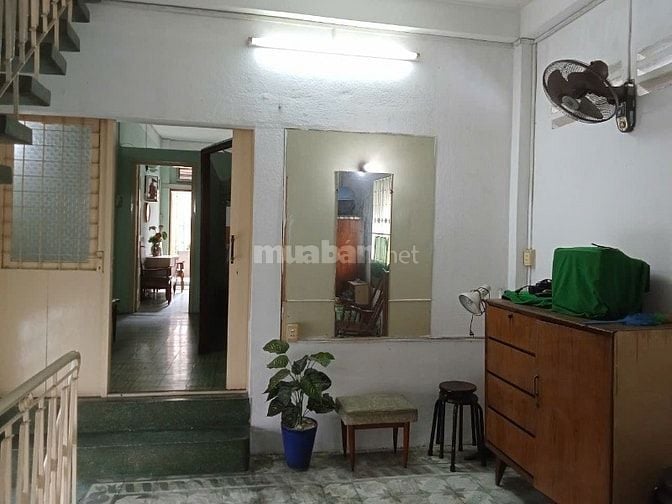 Cho thuê nguyên căn đường Tôn Thất Đạm, Quận 1