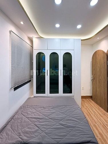 Nhà 3 lầu đẹp CAO CẤP hẻm Trần Bình Trọng, P5, Q.Bình Thạnh.