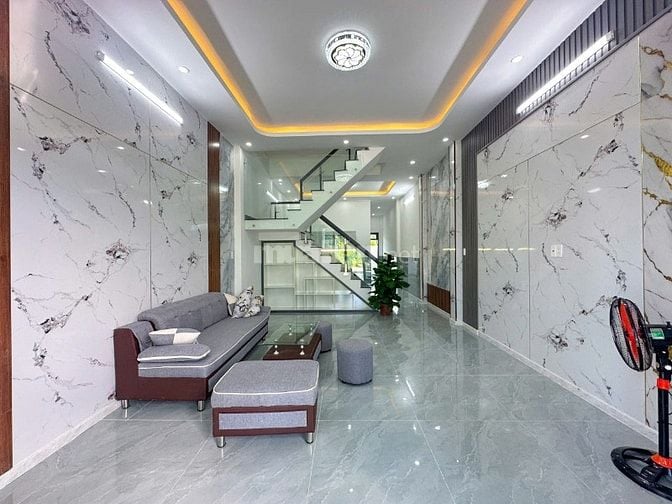 Bán căn nhà lầu đối diện khu tái định cư dân đã ở đông ngay Biên Hoà 