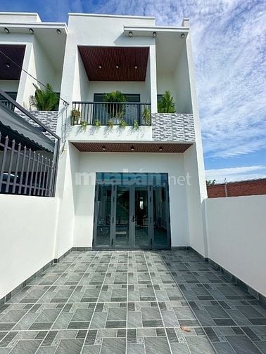 Bán căn nhà lầu đối diện khu tái định cư dân đã ở đông ngay Biên Hoà 