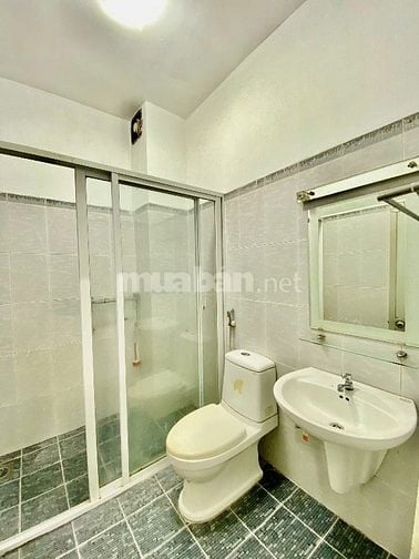 Nhà 3 Tầng ngang 5m mặt tiền đường nhựa 7m thÔng đường Phan Huy Ích,TB