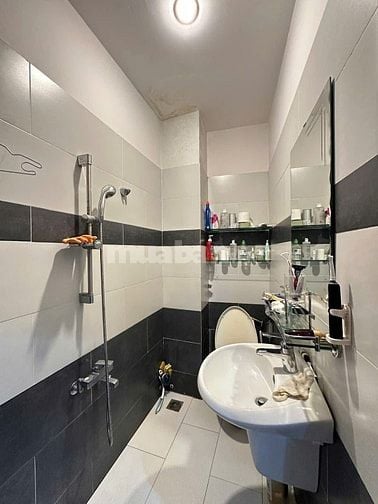 KHU D2 (NGUYỄN GIA TRÍ)- ĐH GTVT- HXH TRÁNH- DT 4x12.5- 5 TẦNG- 9.x TỶ