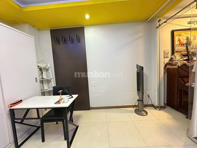 KHU D2 (NGUYỄN GIA TRÍ)- ĐH GTVT- HXH TRÁNH- DT 4x12.5- 5 TẦNG- 9.x TỶ