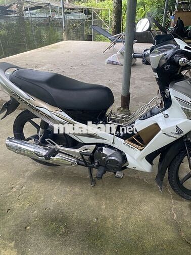 cần bán xe đang sử dụng