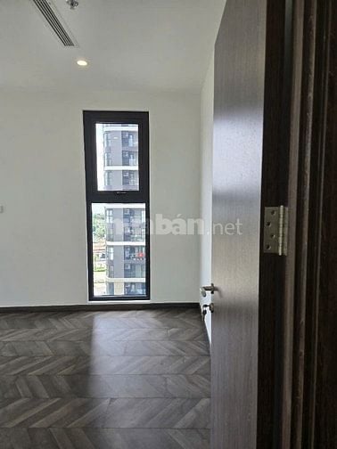 Căn hộ The Beverly 2PN 2WC 80m2 đẹp, tầng cao view sông Vinhomes Q9