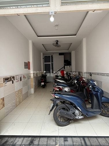 CHDV 8 phòng, Lê Văn Sỹ Phú Nhuận 60m2(3.5x16m) 4 tầng, dòng tiền 40tr