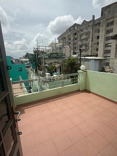 CHÍNH CHỦ BÁN NHÀ MT 352 PHAN VĂN TRỊ, PHƯỜNG 2, QUẬN 5. 