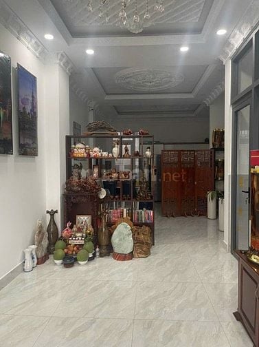 Kẹt ngân hàng cần bán rẻ nhất khu vực Nhà Bè, D 6 x17m, 3 lầu, ST. 