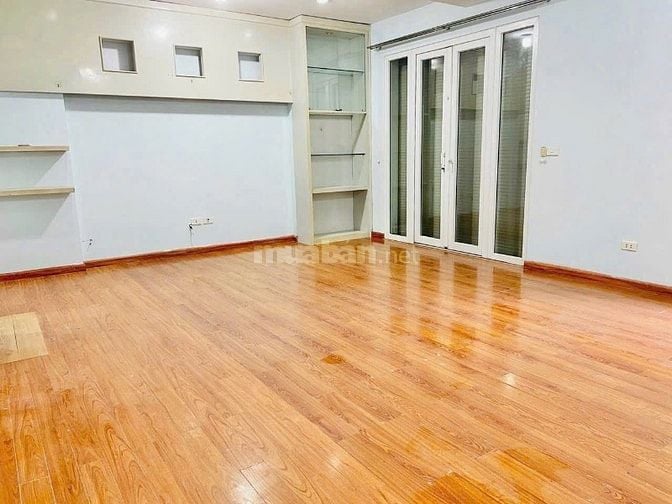 Chính chủ cho thuê nhà biệt thự Mỹ Đình 130m2 x 4 tầng.