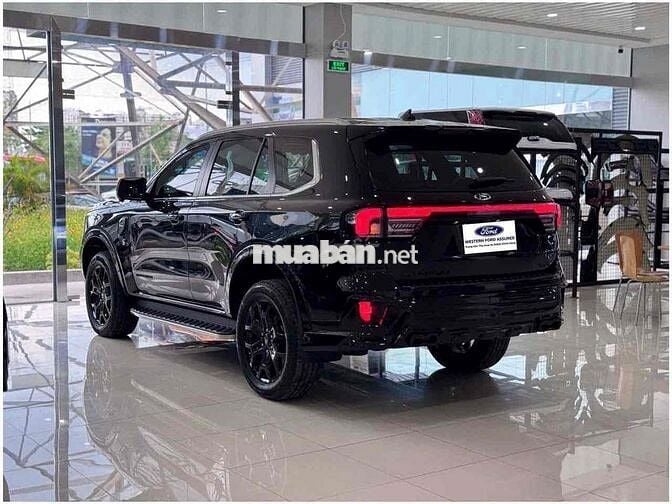 Ford Everest 2023 Titanium+ 2.0 AT 4x4 - 27000 km