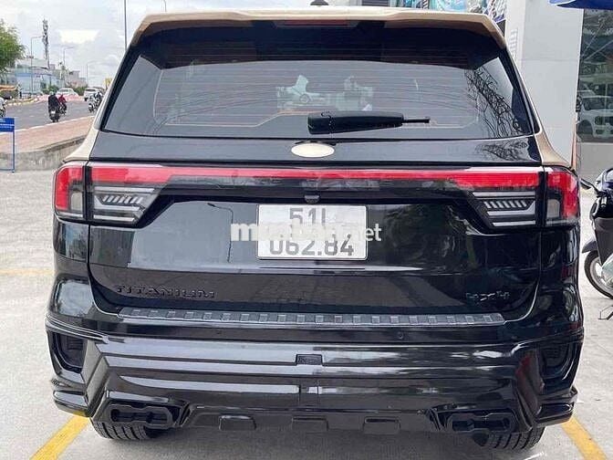 Ford Everest 2023 Titanium+ 2.0 AT 4x4 - 27000 km