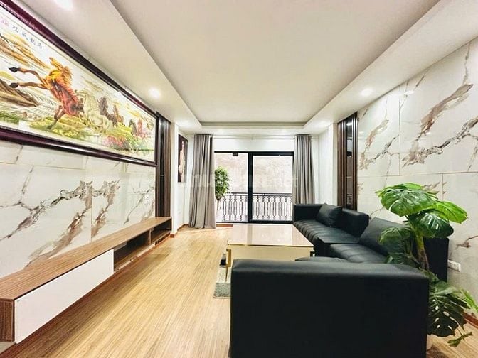HIẾM- BÁN NHÀ 6 TẦNG GẦN HỒ - ĐỐNG ĐA, 39m², 6 TẦNG, MT 4.1m, 9.8 tỷ