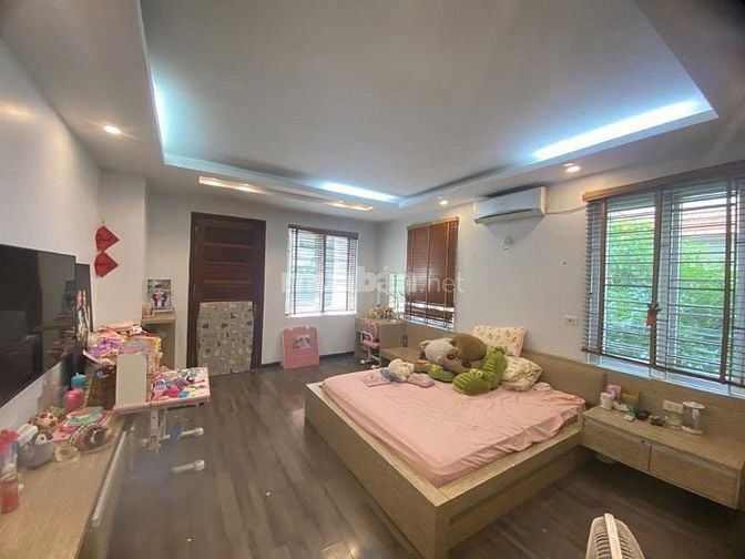 SIÊU PHẨM BIỆT THỰ VIỆT HƯNG, MẶT PHỐ Ô TÔ TRÁNH, GARA Ô TÔ