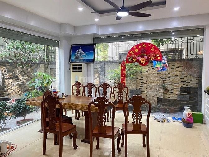 SIÊU PHẨM BIỆT THỰ VIỆT HƯNG, MẶT PHỐ Ô TÔ TRÁNH, GARA Ô TÔ
