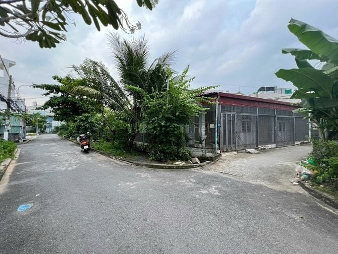 Bán nhà 2 mặt tiền phường Linh Đông gần chợ Thủ Đức