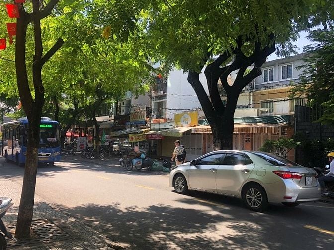Nhà mặt phố Nguyễn Văn Thủ, phường Đa Kao, Quận 1