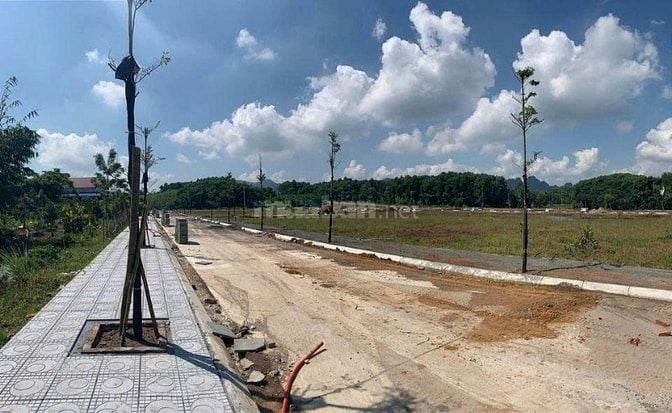 Trục chính tt Ba Hàng Đồi - Lạc Thuỷ - Hoà Bình
