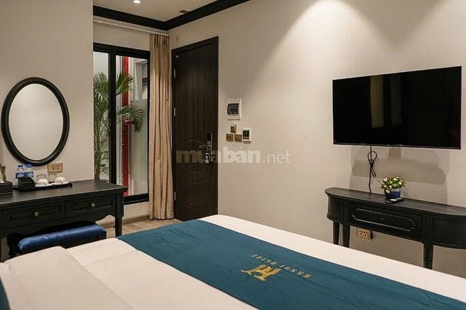 Bán Khách Sạn Phố Hàng Thiếc Xây Mới 8 Tầng 30 Phòng Mặt Tiền 5,3M