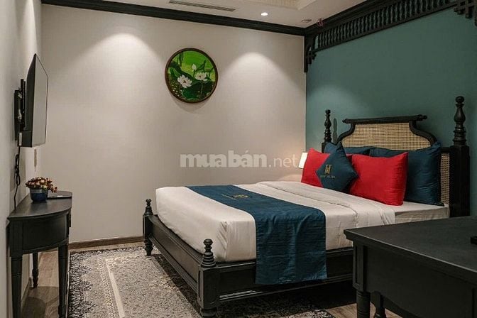 Bán Khách Sạn Phố Hàng Thiếc Xây Mới 8 Tầng 30 Phòng Mặt Tiền 5,3M
