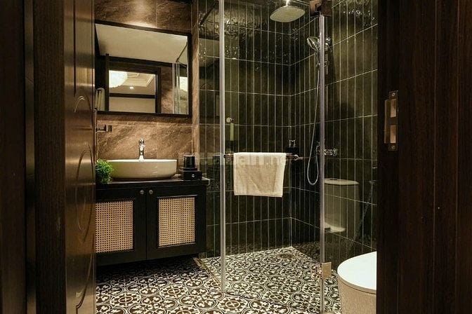 Bán Khách Sạn Phố Hàng Thiếc Xây Mới 8 Tầng 30 Phòng Mặt Tiền 5,3M
