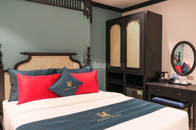 Bán Khách Sạn Phố Hàng Thiếc Xây Mới 8 Tầng 30 Phòng Mặt Tiền 5,3M
