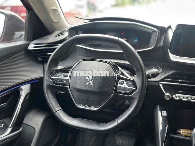 Peugeot 2008 2022 GT Line 1.2 AT - 6 km