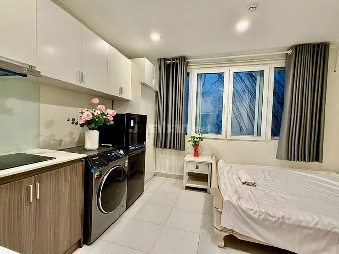 Gía 10tr/tháng đến 13.5tr/tháng, căn hộ Ngay đường Xuân Thủy P. ThảoĐ