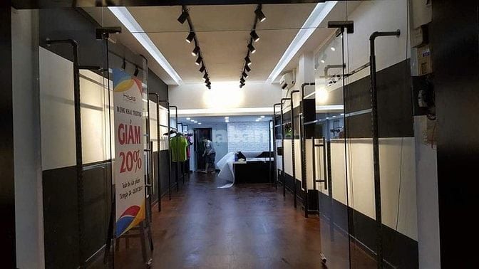 Cho thuê nhà mặt tiền Cách Mạng Tháng 8, P.4, Q. Tân Bình giá 20tr