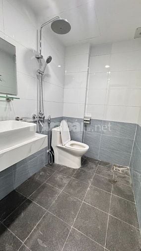 - Đầu tư sinh lời - Nhà 32m2*5  Mễ Trì, 6,4 tỷ, khu vực tiềm năng.