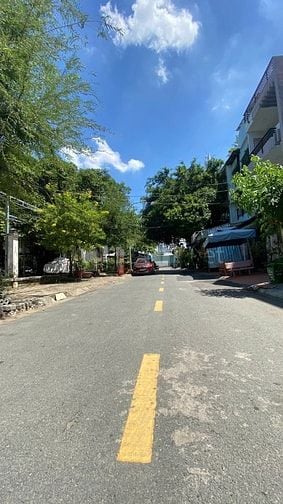 Bán đất An Phú, Quận 2 – 5x20m – Sổ hồng riêng –  172 triệu/m²